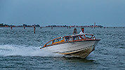 362: 712659-Venedig-Taxi-Motorboot.jpg