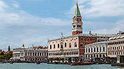 393: 712722-Venedig-Campanile-Dogenpalast.jpg