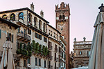 563: 713031-Verona-Piazza-delle-Erbe-Torre-del-Gardello.jpg
