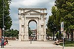 596: 713094-Arco-dei-Gavi.jpg