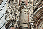 843: 713524-Dom-von-Siena-Fassade-Detail.jpg