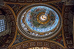 1167: 714018-Kuppel-im-Petersdom-Vatikan.jpg